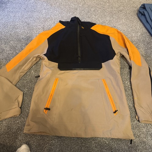 Volcom ski coat - size, 1/4