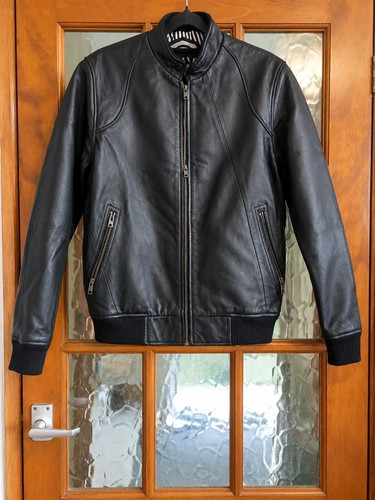 Volcom black real leather - black,